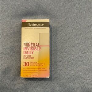 Neutrogena Mineral Invisible Daily Defense SPF 30 Face Liquid